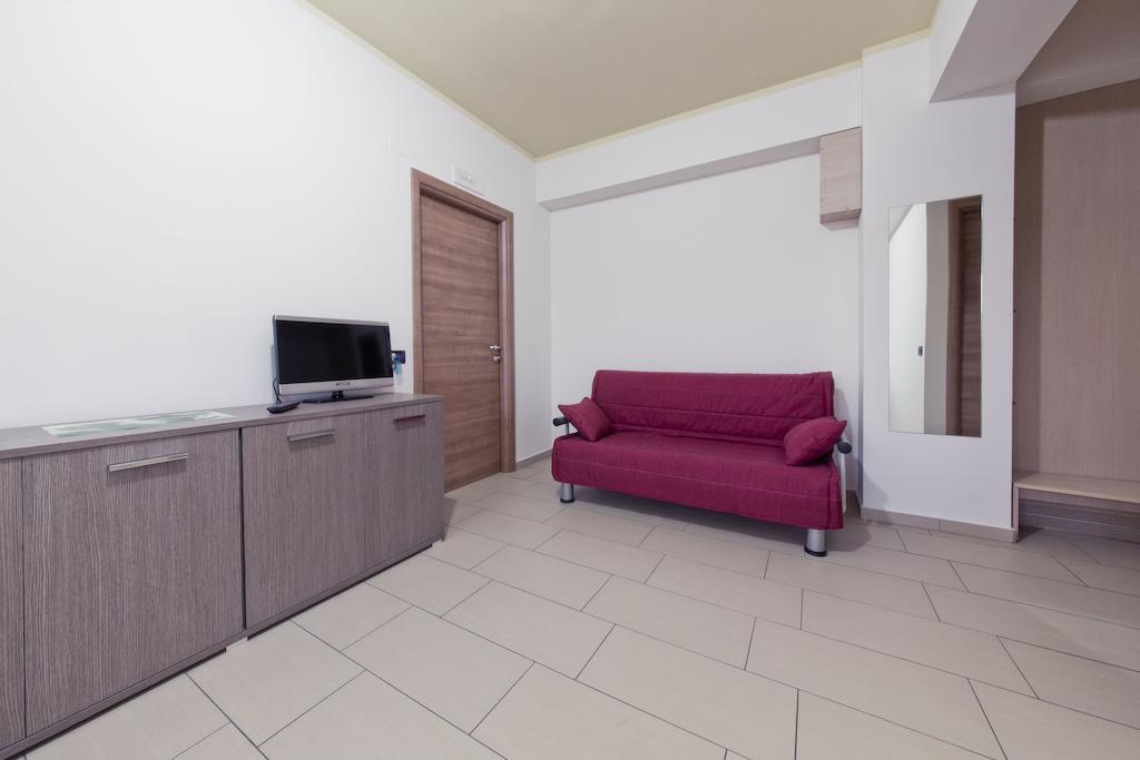 Aparthotel Longomare 3*